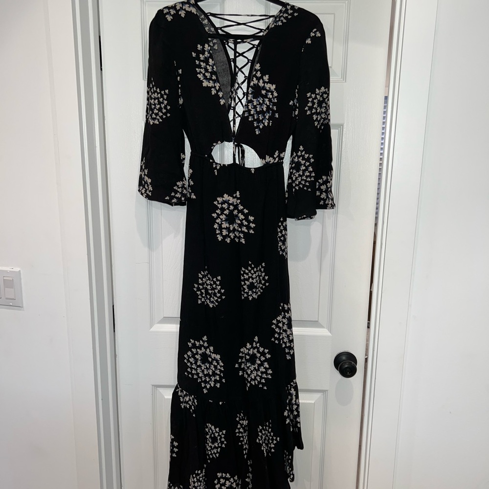 Beautiful long sleeve long dress